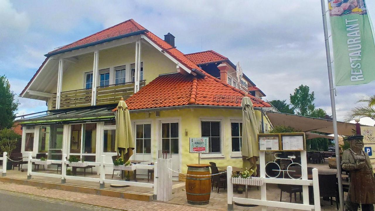 Hotel Speeter ไวเซนไฮม์ อัม แบร์ก ภายนอก รูปภาพ